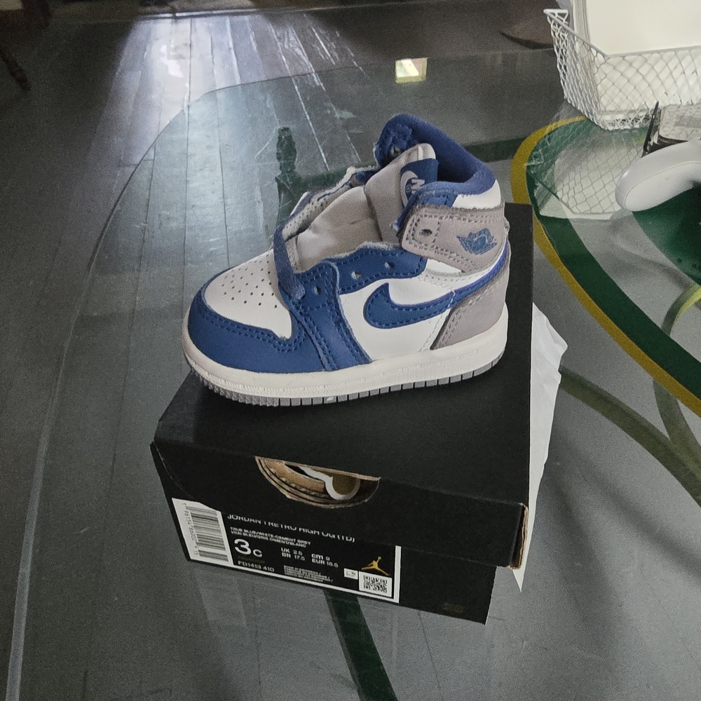Jordan 1 OG Highs- DS - 3c